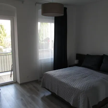 Ipsum Апартаменты Лёбау