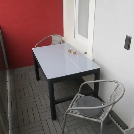 Ipsum Apartment *